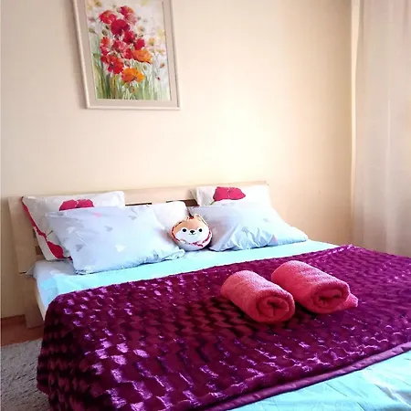 в центрі львова - личаківська, госпіталь Apartment *